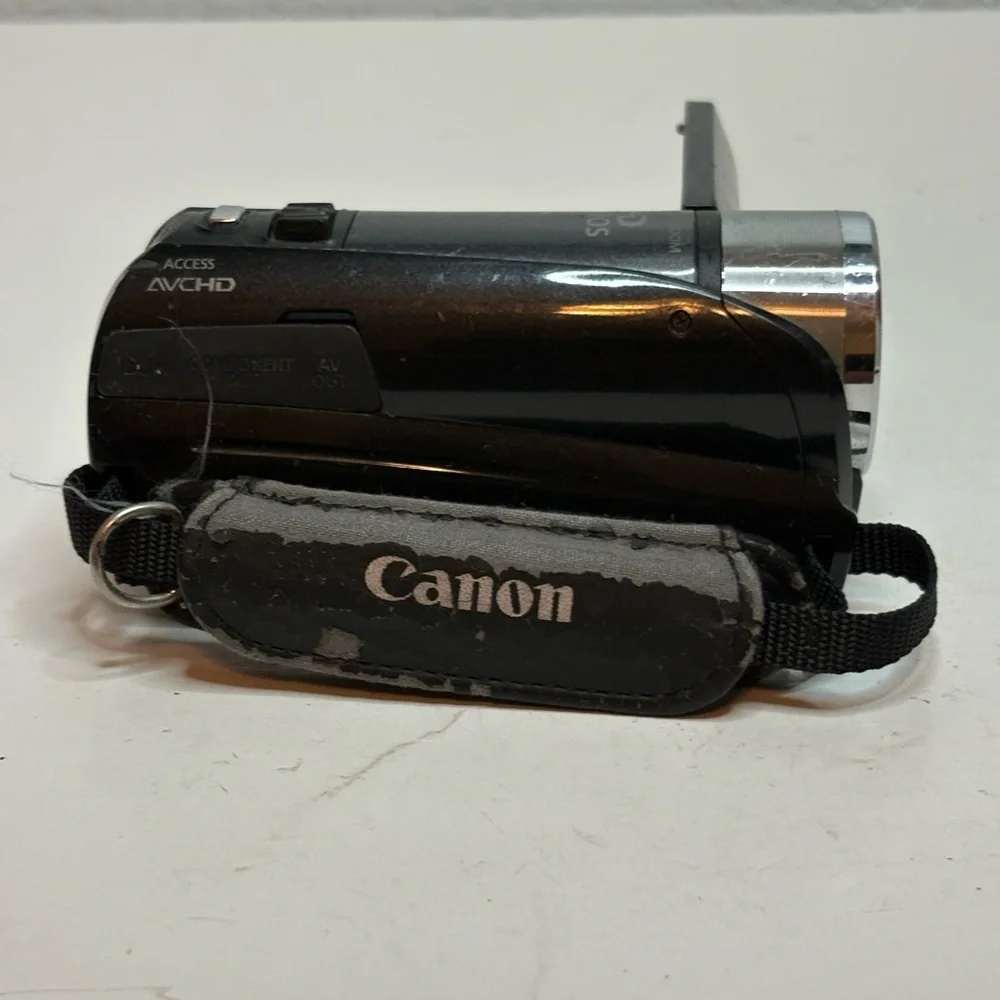 Canon VIXIA HF R21 Black HD Camcorder untested no charger